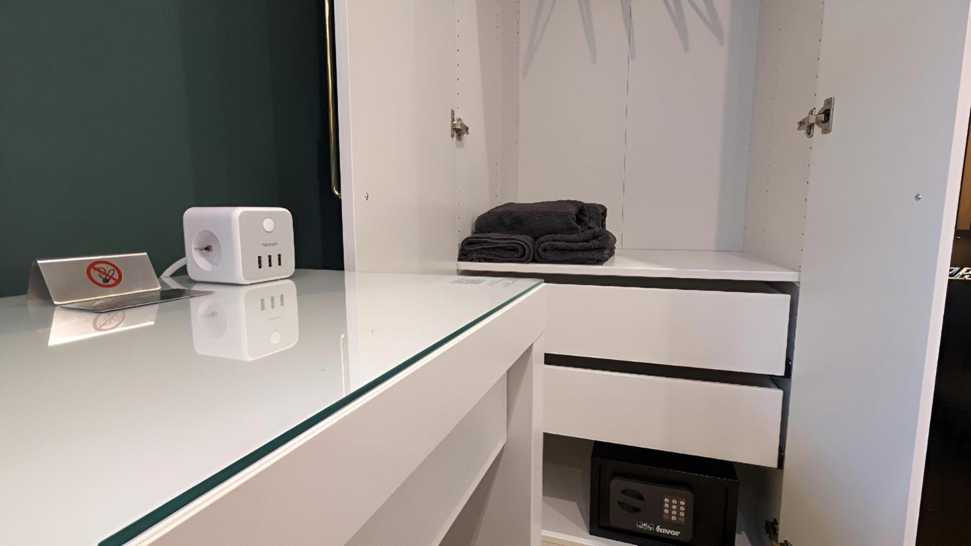 ברלין 3 Rooms - Zimmervermietung Naehe Flughafen Ber - Gratis Wlan, Parken & Netflix מראה חיצוני תמונה